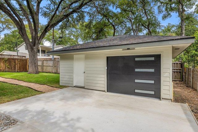 2101 Stamford LN, Austin, TX 78703