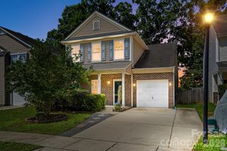 2740 Bramble Ridge Court, Charlotte, NC 28215