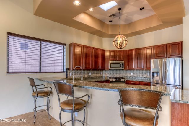 11451 N Moon Ranch Place, Marana, AZ 85658