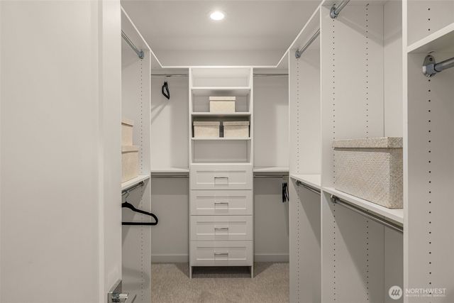 2103 SW Genesee Street, Seattle, WA 98106