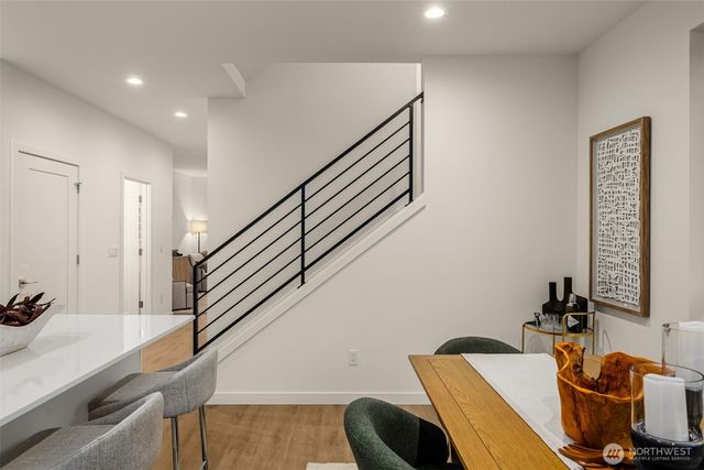 2103 SW Genesee Street, Seattle, WA 98106