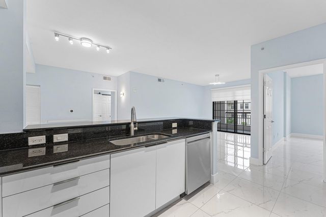 233 S Federal Highway 605, Boca Raton, FL 33432