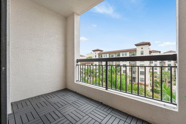 233 S Federal Highway 605, Boca Raton, FL 33432