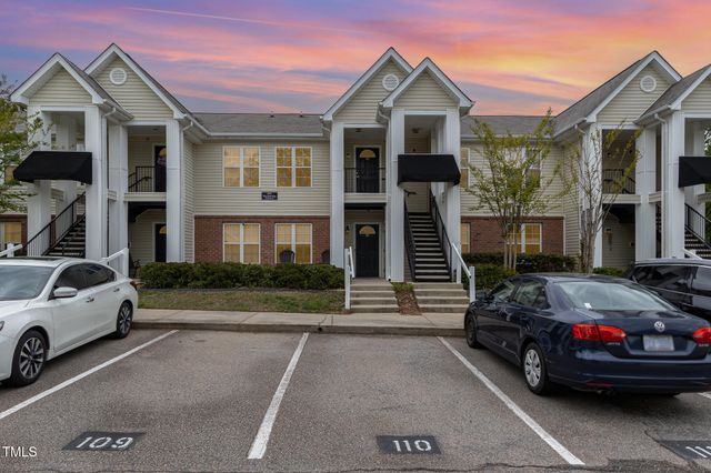2411 Vancastle Way 202, Raleigh, NC 27617