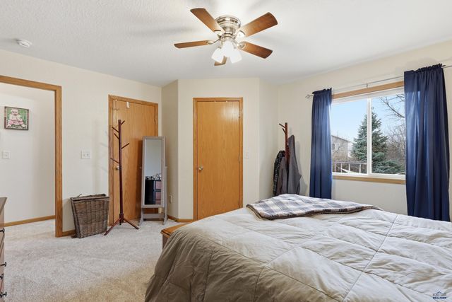 4325 TITAN DR, Rapid City, SD 57701