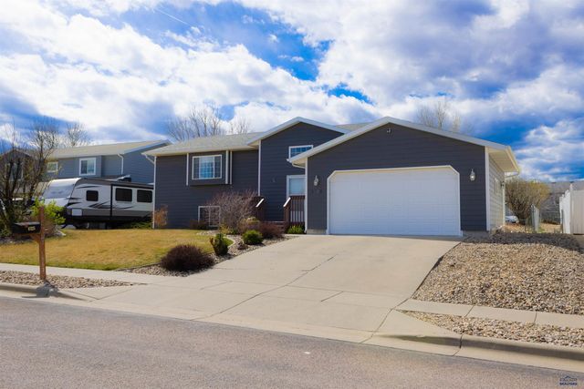 4325 TITAN DR, Rapid City, SD 57701
