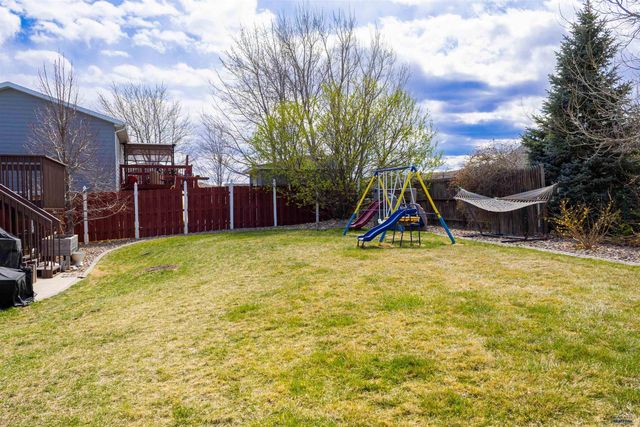 4325 TITAN DR, Rapid City, SD 57701
