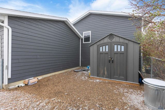 4325 TITAN DR, Rapid City, SD 57701