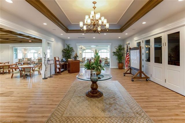 2730 Cypress Trace CIR # 2826, Naples, FL 34119