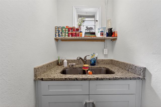 720 21ST AVENUE S, St Petersburg, FL 33705