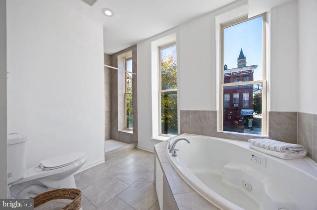 1443 N BOND ST, Baltimore, MD 21213