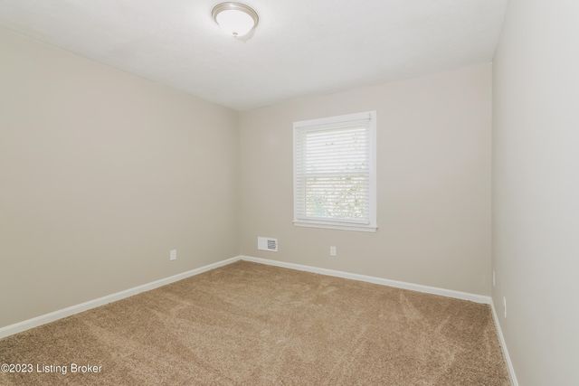 4303 Accomack Dr, Louisville, KY 40241