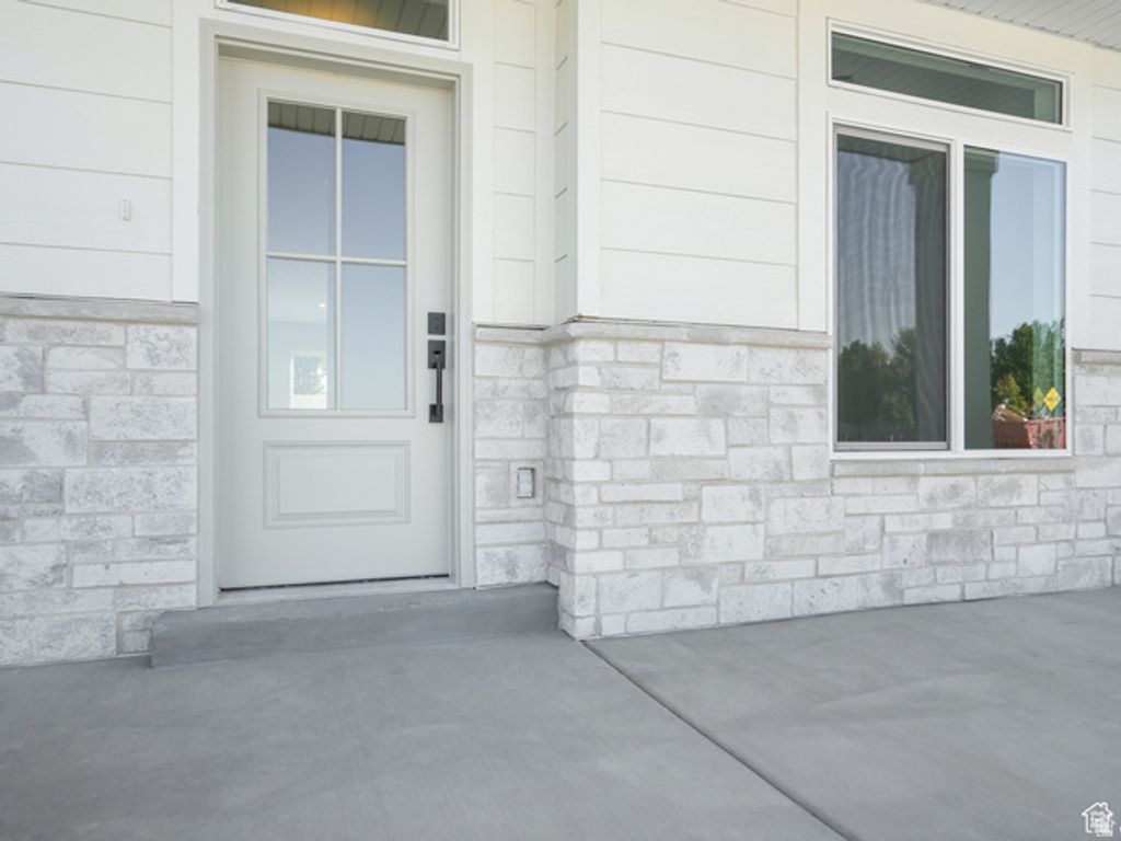 1974 W 9375 S, West Jordan, UT 84088