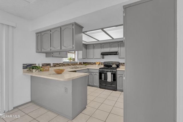 2908 GULL LAKE Place, El Paso, TX 79936