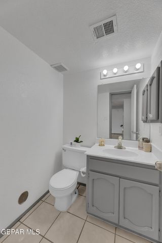 2908 GULL LAKE Place, El Paso, TX 79936