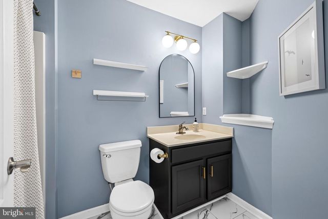 2418 SCHULTZ WAY, York, PA 17402