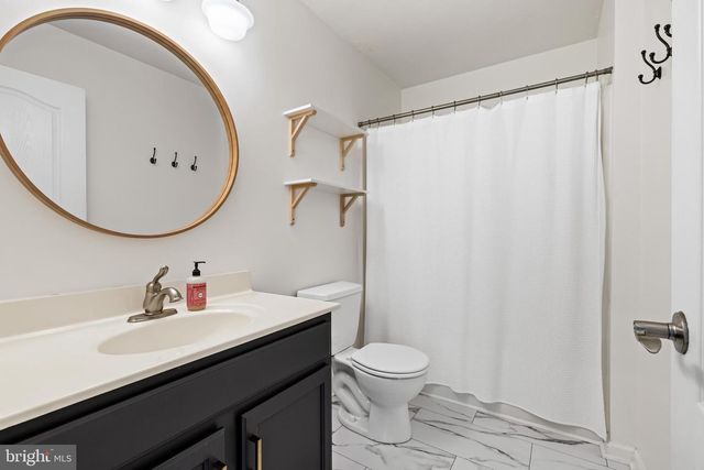 2418 SCHULTZ WAY, York, PA 17402
