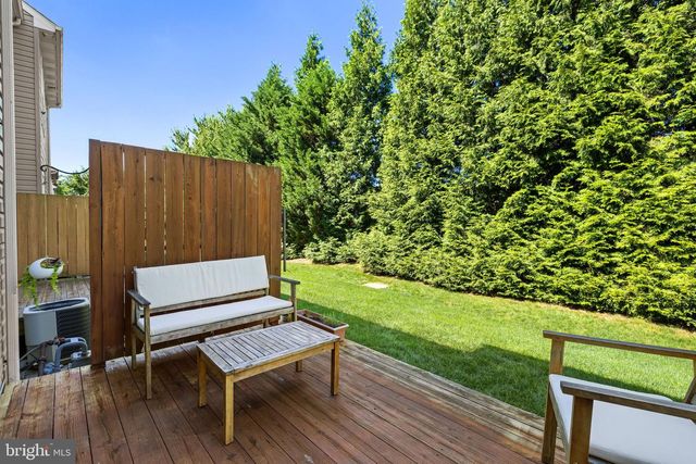 2418 SCHULTZ WAY, York, PA 17402