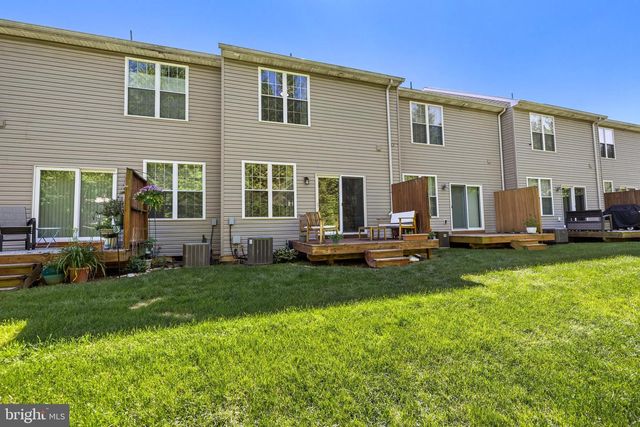 2418 SCHULTZ WAY, York, PA 17402