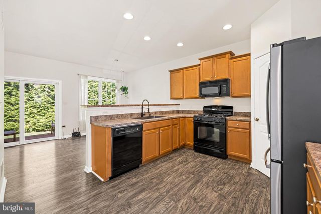 2418 SCHULTZ WAY, York, PA 17402
