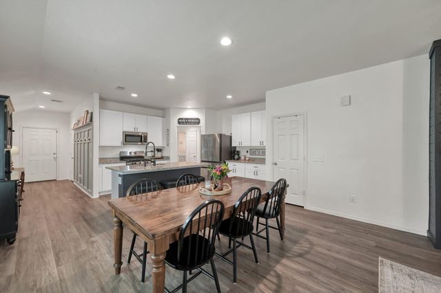 1887 Brushy Cedar Drive, Conroe, TX 77301