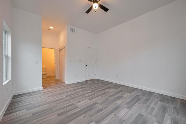 9005 Hilda Street, Houston, TX 77033