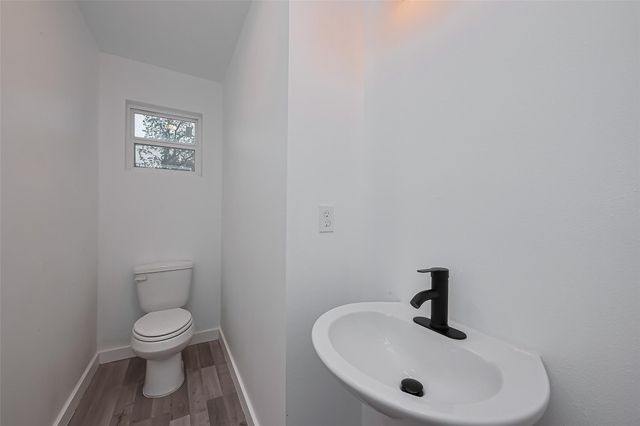 9005 Hilda Street, Houston, TX 77033