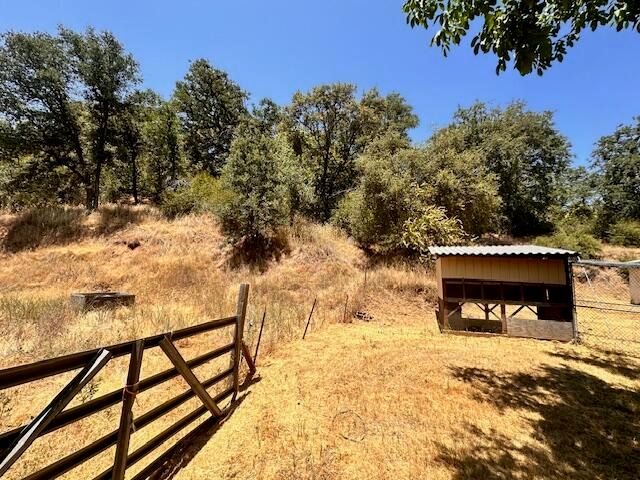 45911 Orchard Drive, Miramonte, CA 93641