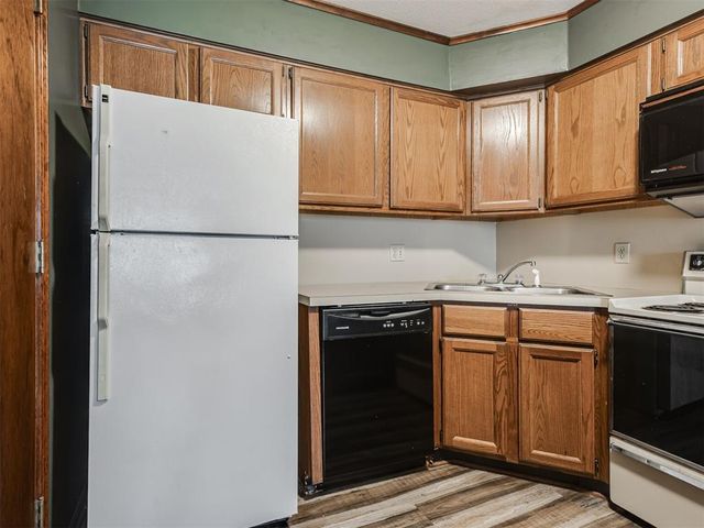 4400 N Hemingway Drive 239, Oklahoma City, OK 73118