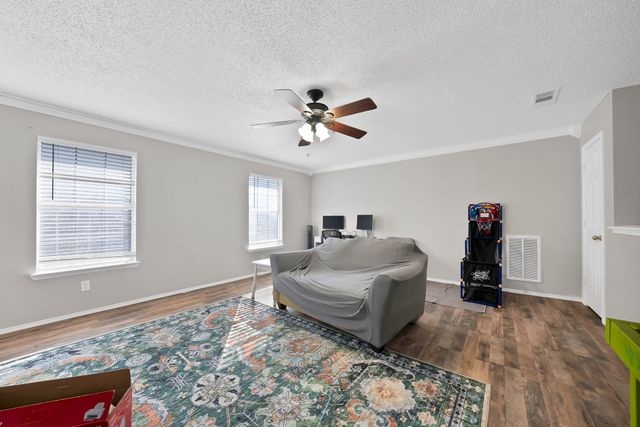 5065 Blanco Drive, Haltom City, TX 76137