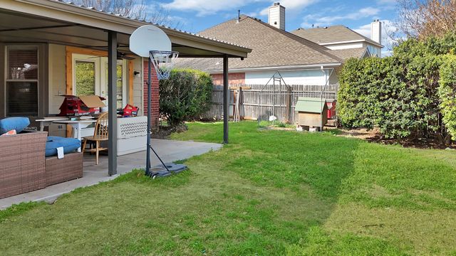 5065 Blanco Drive, Haltom City, TX 76137