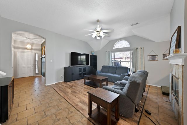 5065 Blanco Drive, Haltom City, TX 76137