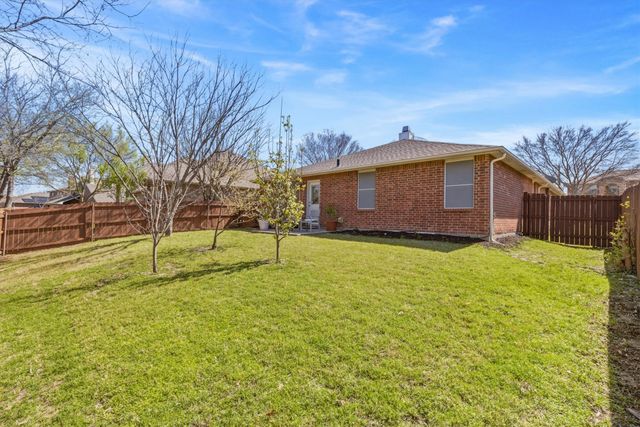 2405 Spruce Court, Little Elm, TX 75068
