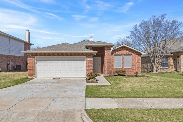 2405 Spruce Court, Little Elm, TX 75068