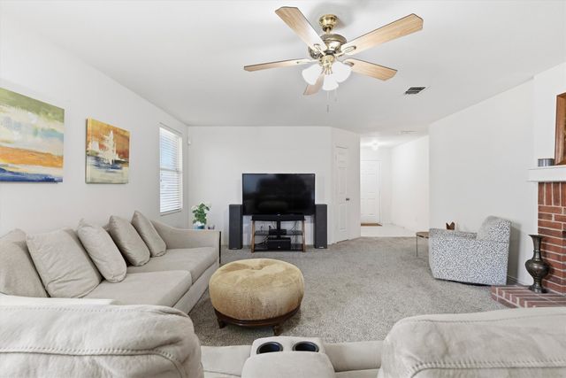 2405 Spruce Court, Little Elm, TX 75068