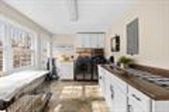 5754 Hwy 20, Donalds, SC 29638