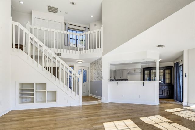 404 Santa Fe Trail 53, Irving, TX 75063