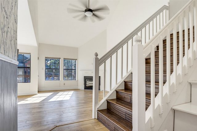404 Santa Fe Trail 53, Irving, TX 75063