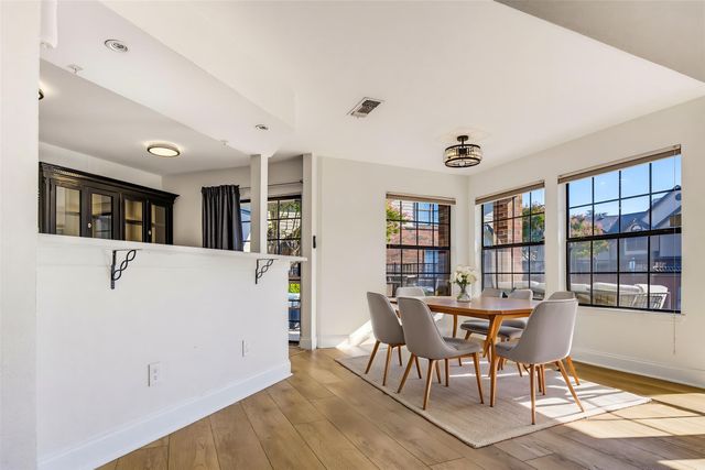 404 Santa Fe Trail 53, Irving, TX 75063