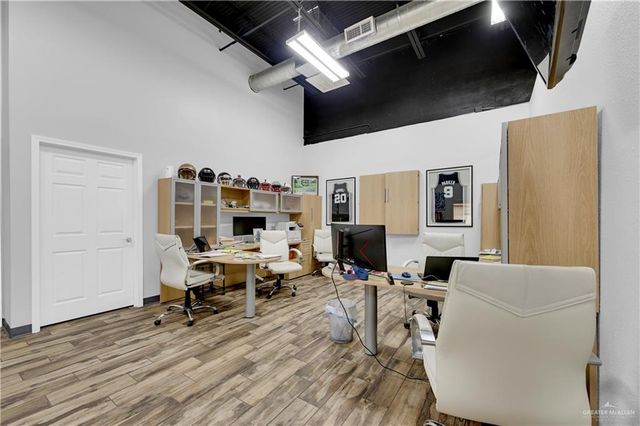 506 W University Drive, Edinburg, TX 78539