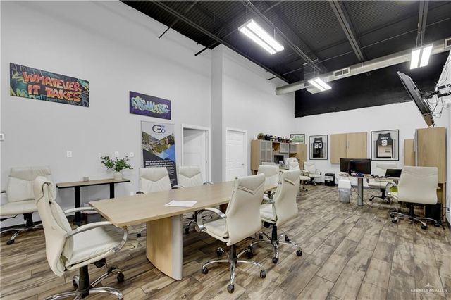 506 W University Drive, Edinburg, TX 78539