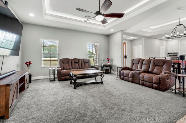 30185 N 3994 Drive, Ramona, OK 74061