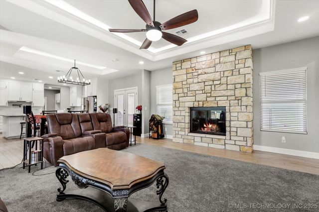 30185 N 3994 Drive, Ramona, OK 74061