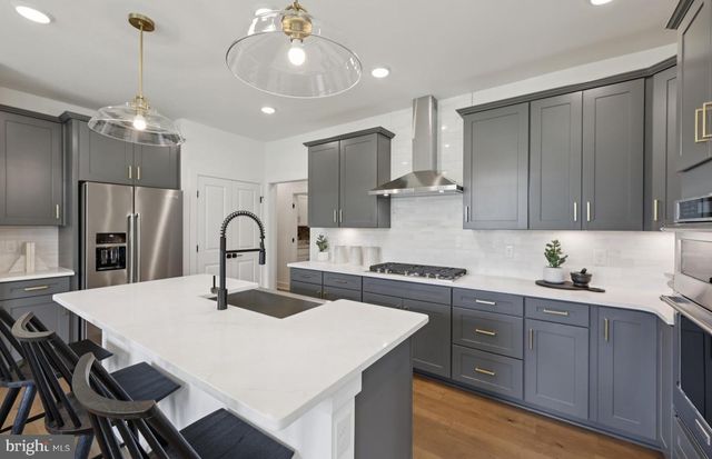 6039 SUNSTONE LN, Haymarket, VA 20169