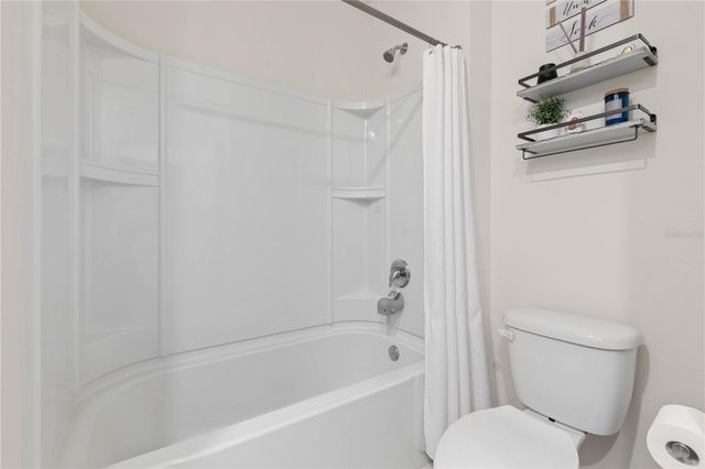 225 SUNSET POINT DRIVE, Ormond Beach, FL 32174