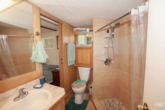 99 Evans Road 3, Wofford Heights, CA 93285