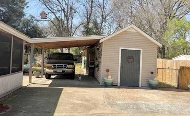 829 N PERKINS AVE N, Memphis, TN 38122