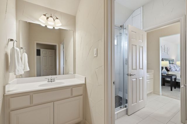 8208 Barrymoore Lane, Plano, TX 75025
