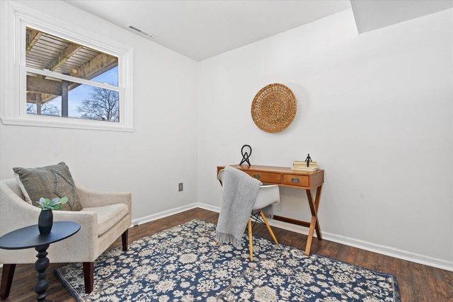 711 E Harvard STREET, Oconomowoc, WI 53066