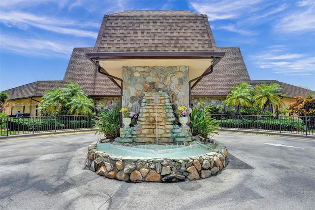 201 Berkley Rd 105, Hollywood, FL 33024